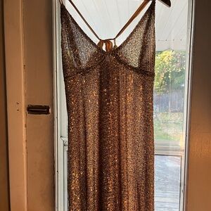 Free people gold sequin dress never worn- runs small XL